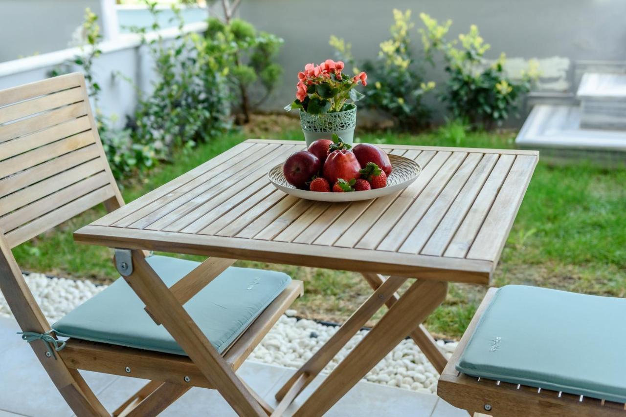 Itaka Studio Apartments - Halkidiki Suites Com Nikíti Eksteriør bilde
